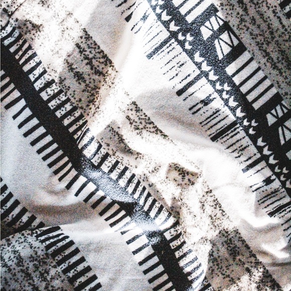 Fall-Style Cardigan - Picture 3 of 3